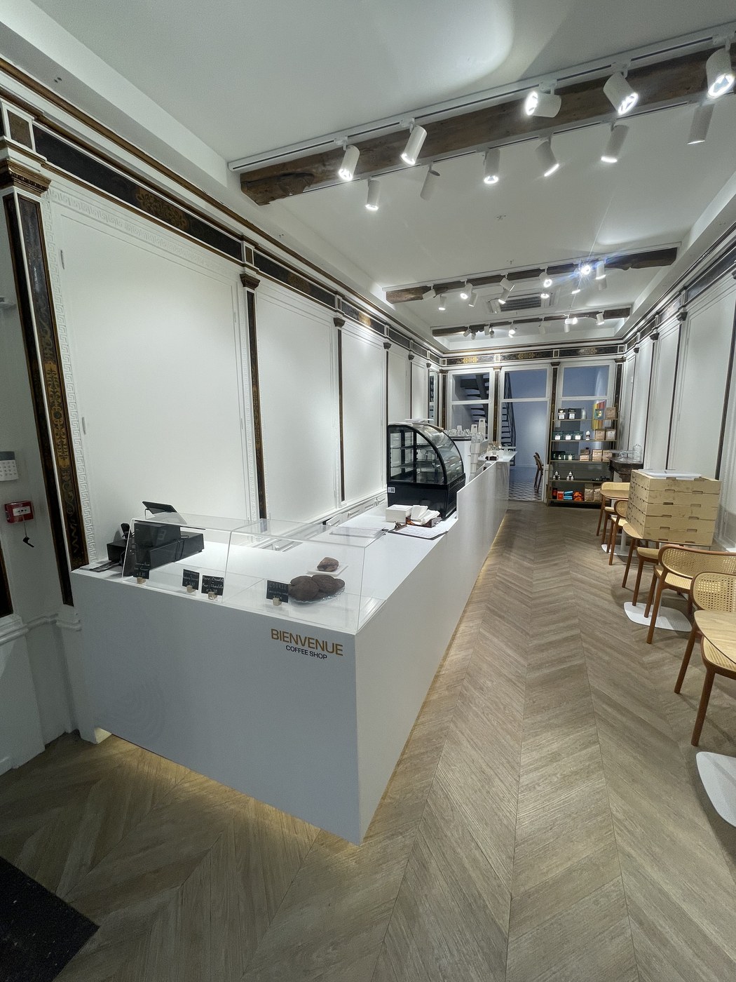 Comptoir coffee shop sur mesure — Bienvenue