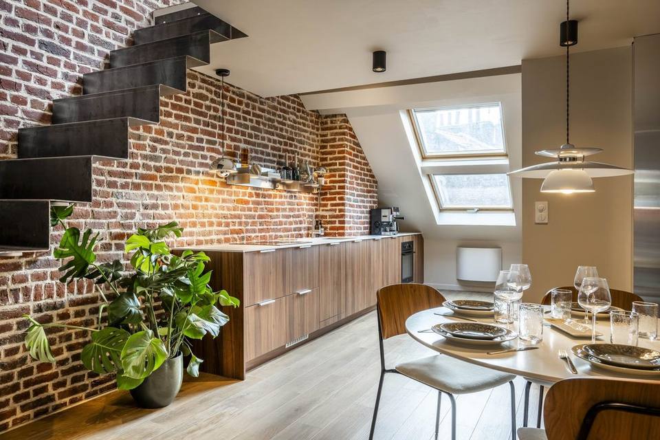Cuisine décor noyer Egger et porte invisible — Lille, Lille